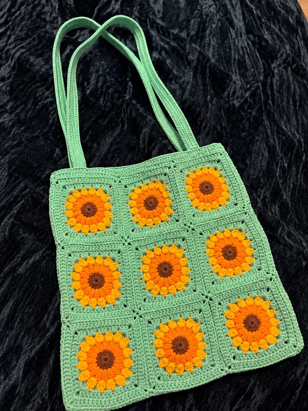 Handmade Green Crochet Sunflower Tote Bag (NEW)